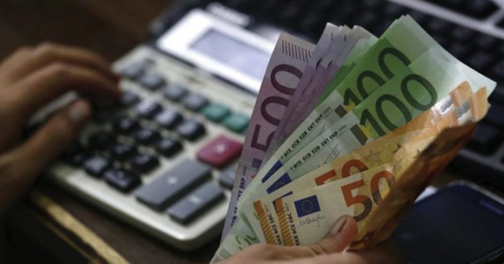 Sektori privat ne Kosove kunder vendimit, paga minimale te jete 400 euro